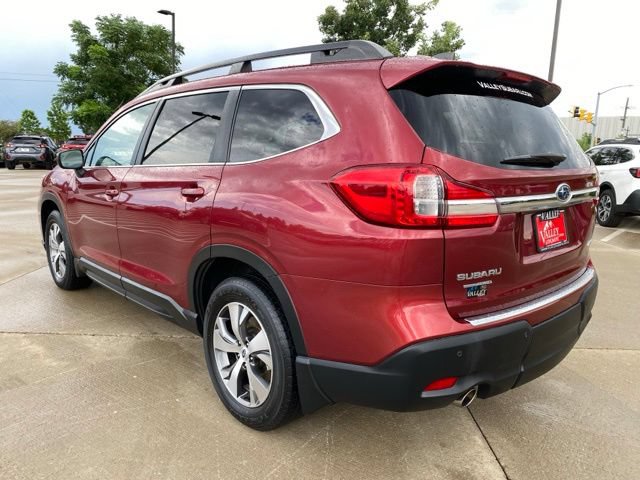 Used 2021 Subaru Ascent Premium w/ Convenience Package AWD/4WD image 3