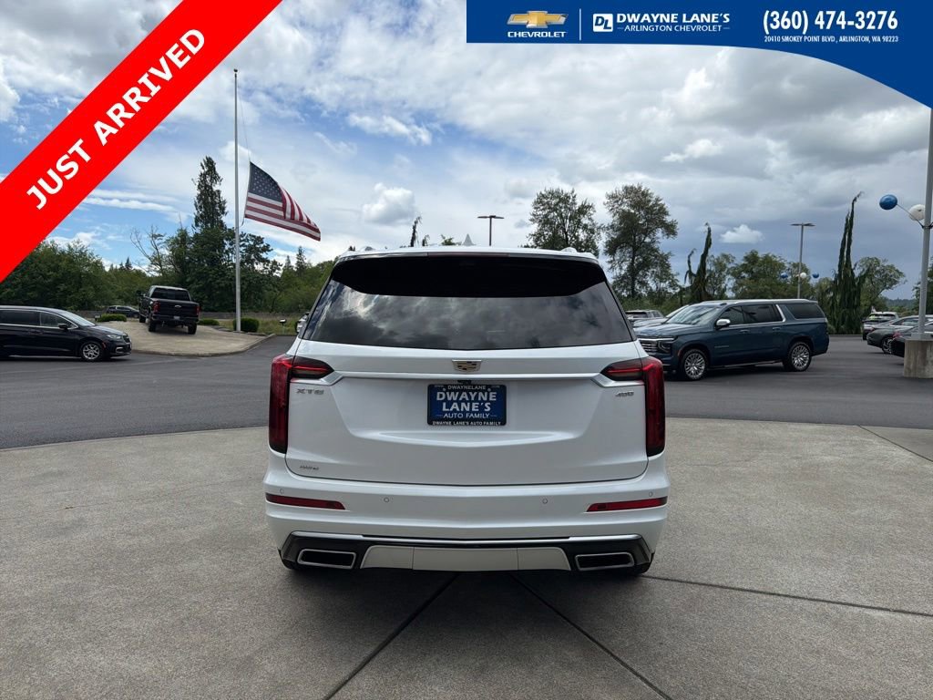 Used 2021 Cadillac XT6 Premium Luxury AWD/4WD image 4