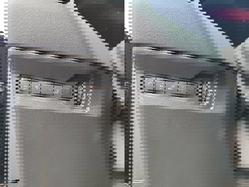 Used 2025 Dodge Charger Daytona Scat Pack w/ Track Pack image 25