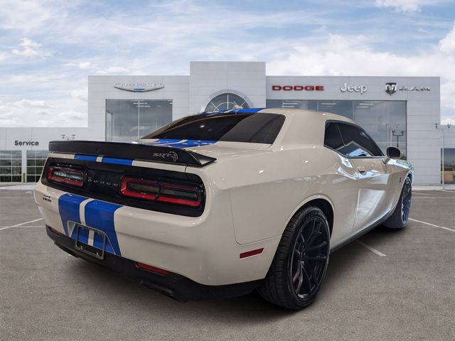 Used 2023 Dodge Challenger SRT Hellcat image 2