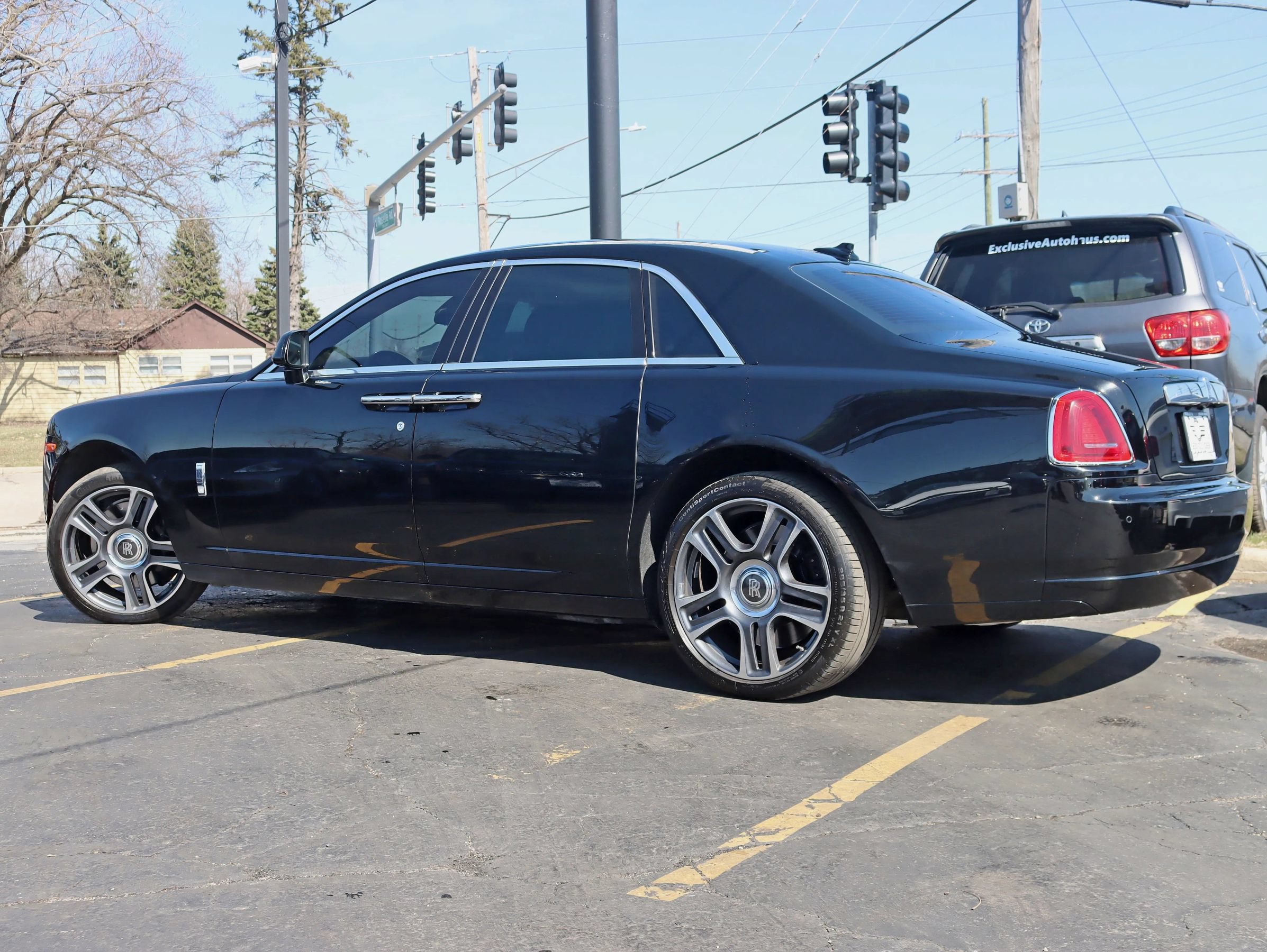 Used 2015 Rolls-Royce Ghost RWD image 13
