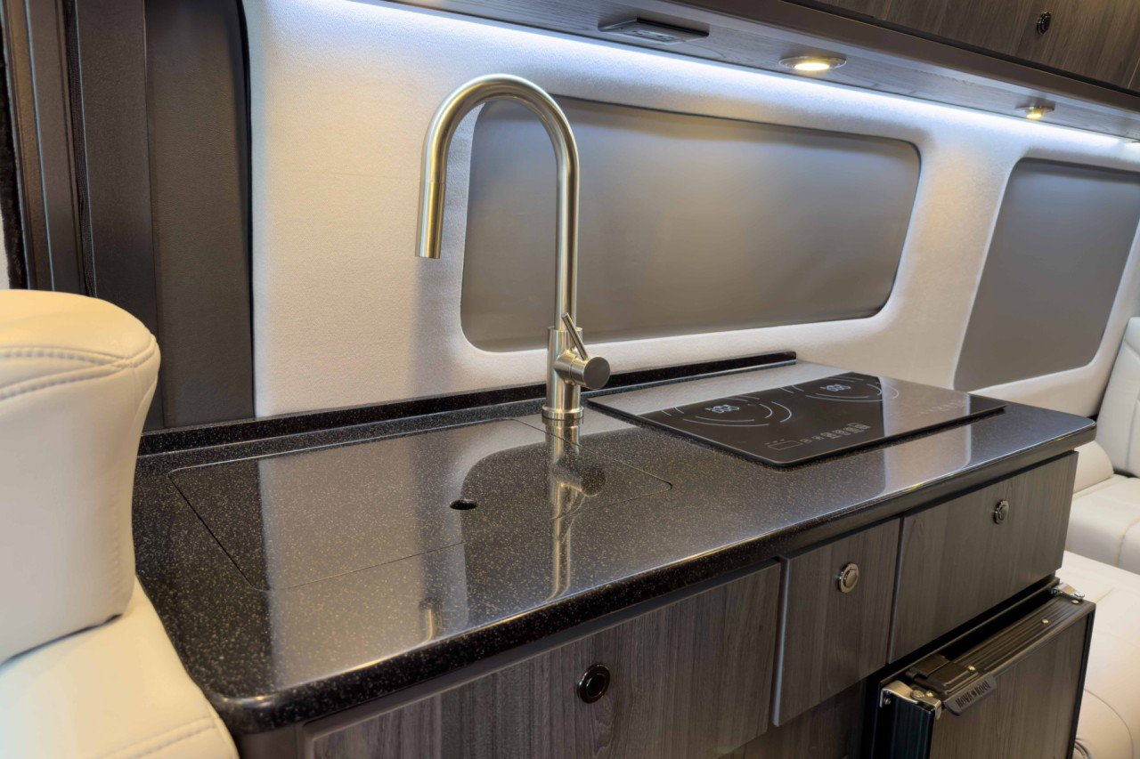 Used 2019 Mercedes-Benz Sprinter 170 image 24