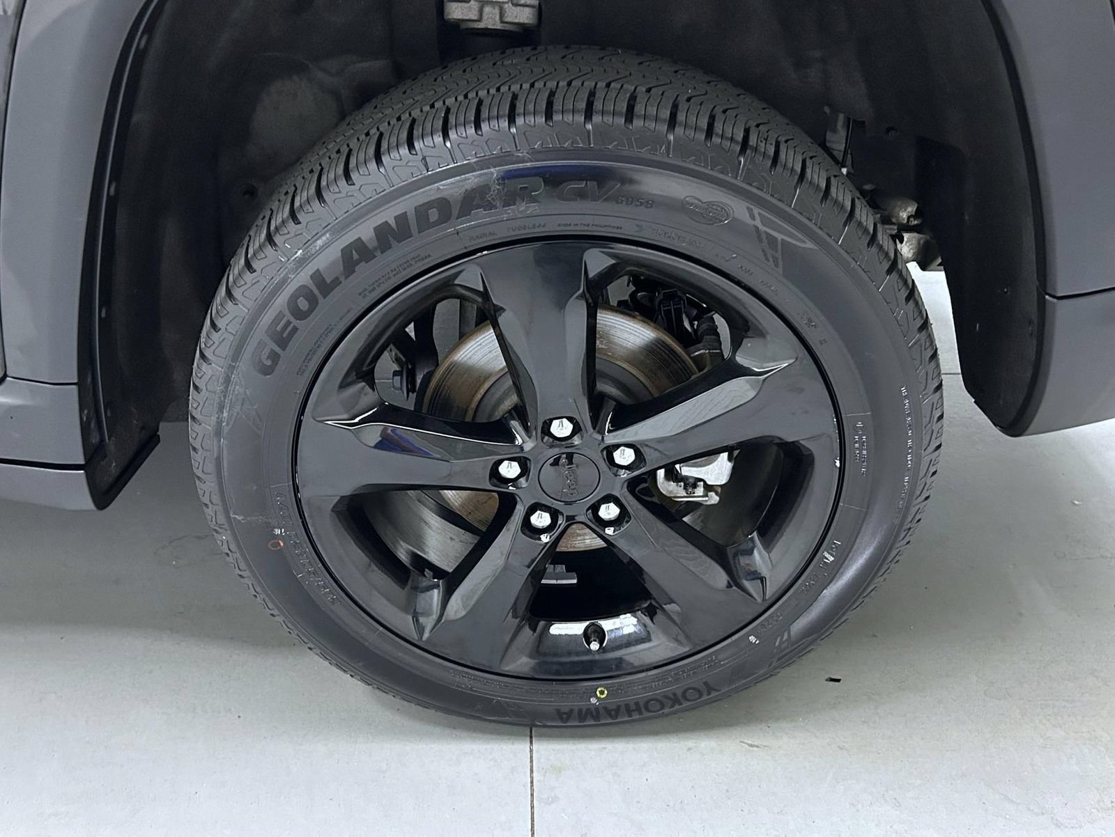 Used 2023 Jeep Grand Cherokee Altitude AWD/4WD image 22