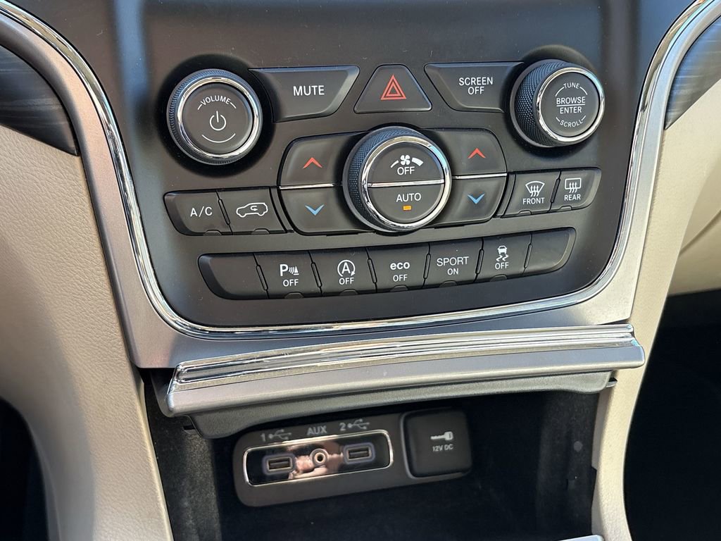 Used 2021 Jeep Grand Cherokee Laredo image 20