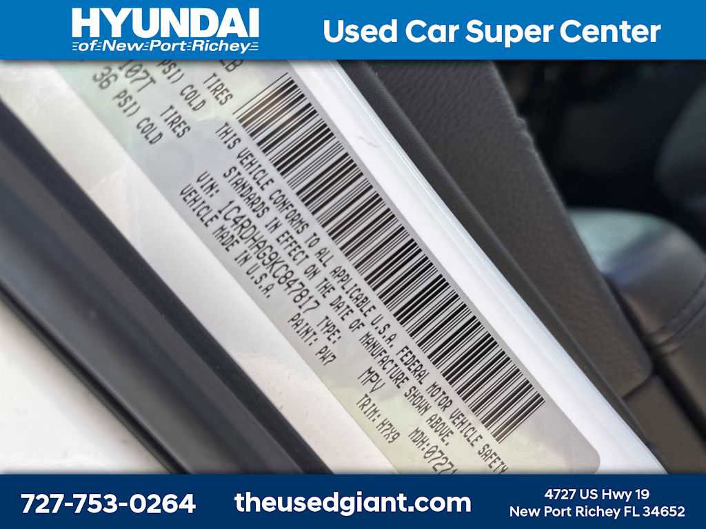 Used 2019 Dodge Durango SXT image 12