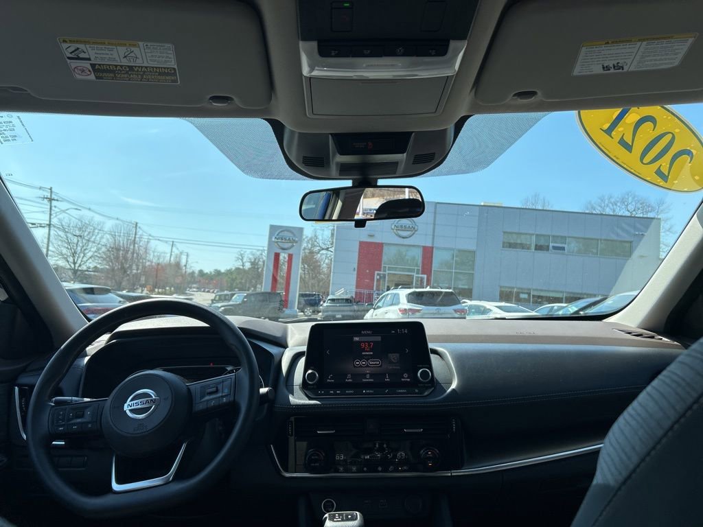 Certified 2021 Nissan Rogue SV image 26