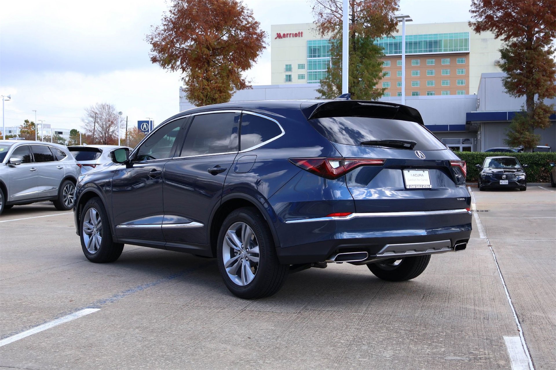Certified 2025 Acura MDX SH-AWD image 4