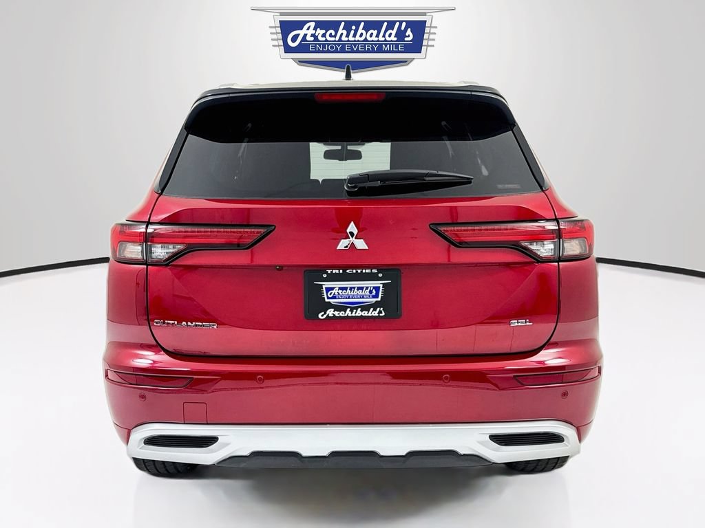 Used 2023 Mitsubishi Outlander SEL AWD/4WD image 7