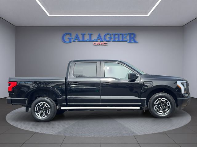 Used 2023 Ford F150 Lightning Pro image 3