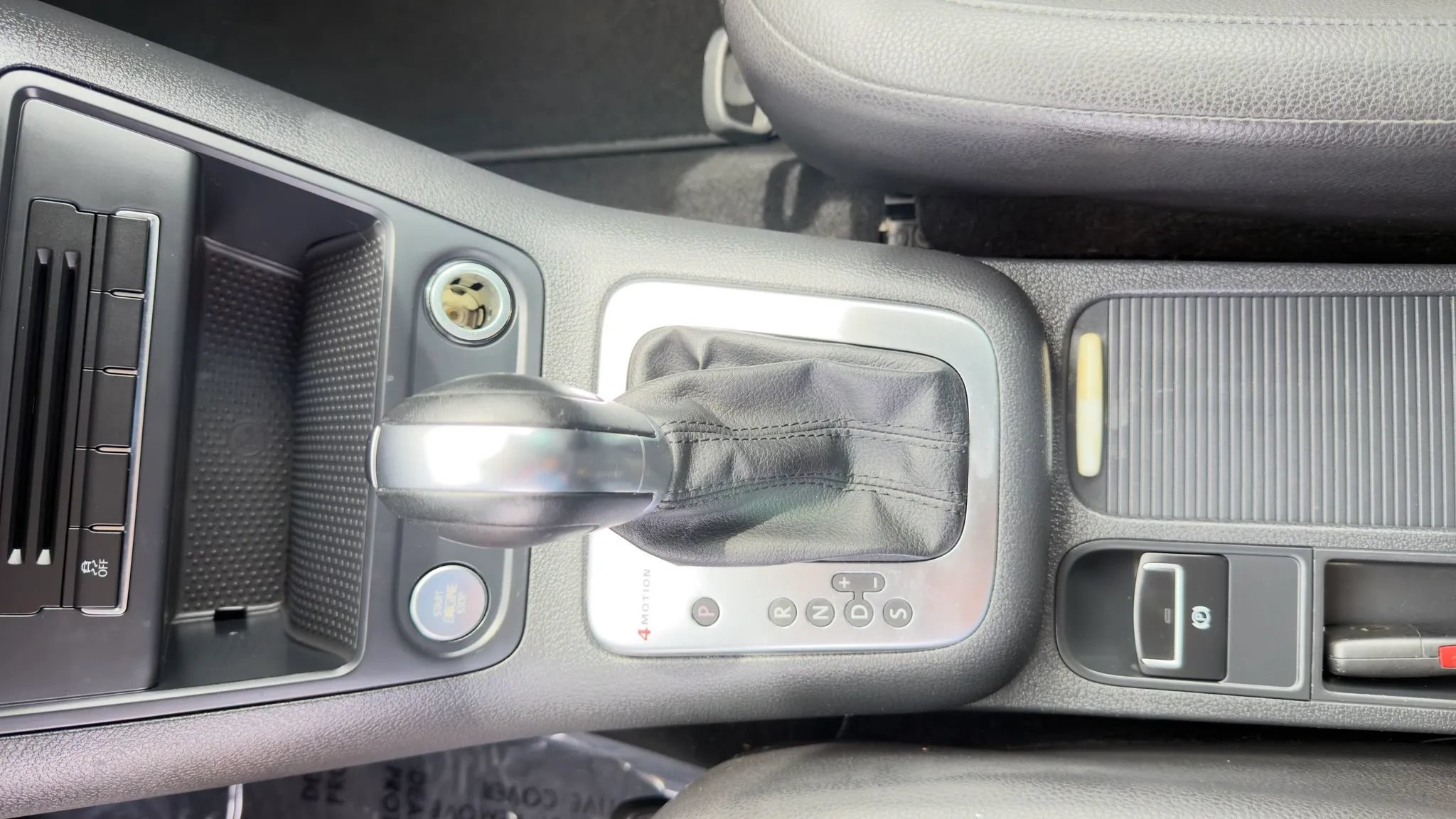Used 2014 Volkswagen Tiguan SE AWD/4WD image 15