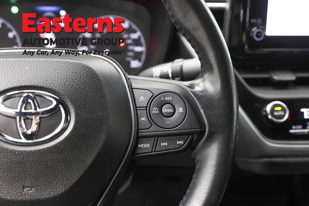 Used 2023 Toyota Corolla SE image 16