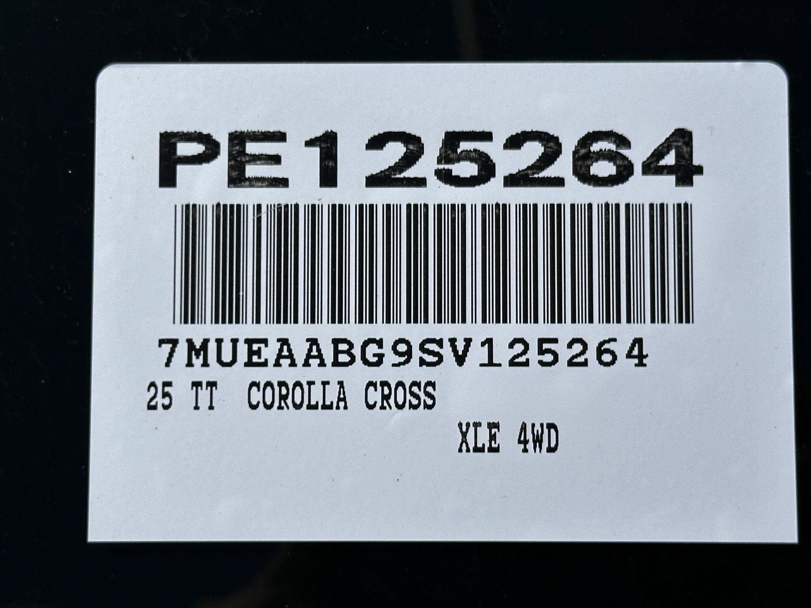 Used 2025 Toyota Corolla Cross XLE AWD/4WD image 15