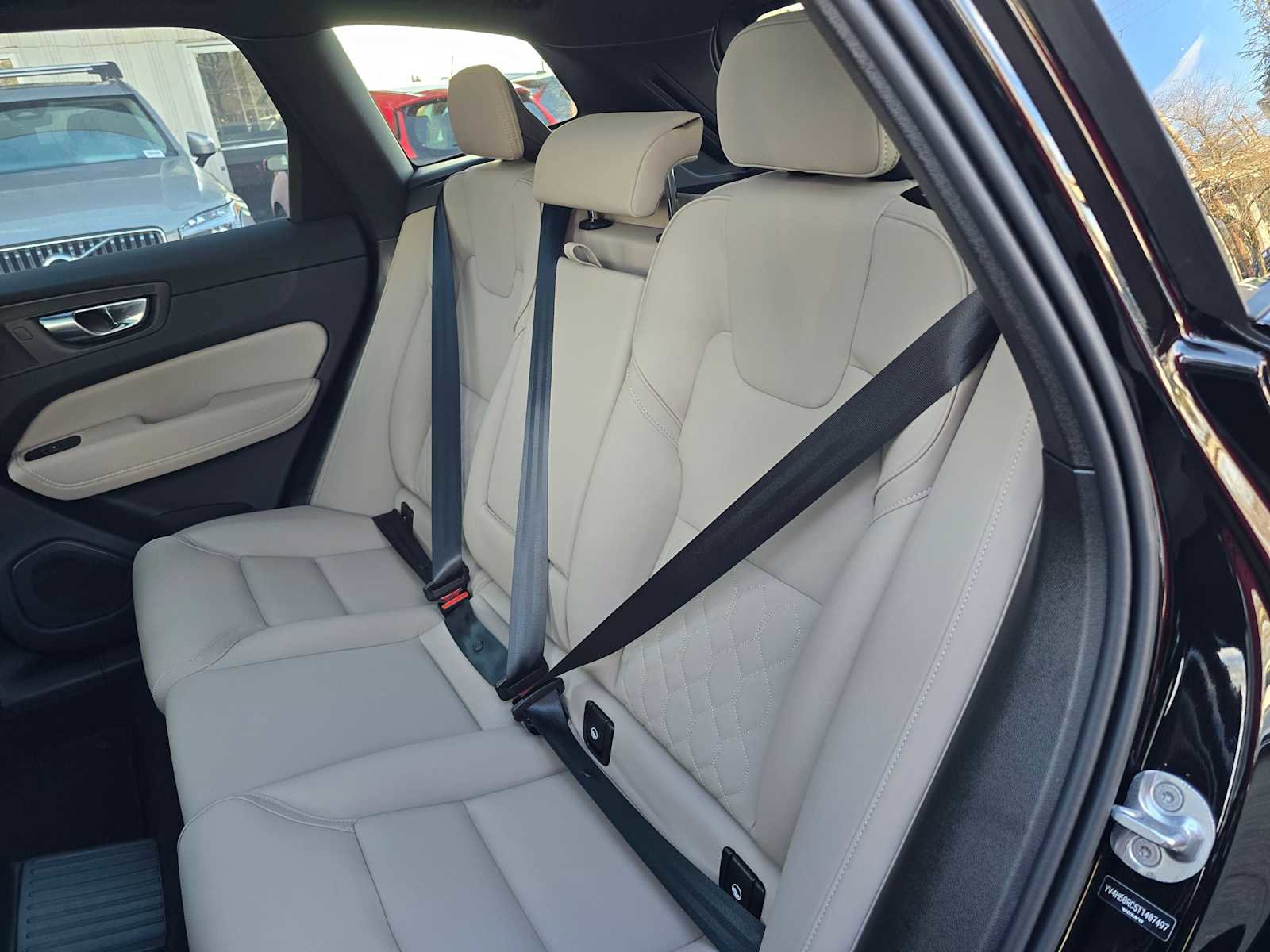 New 2026 Volvo XC60 T8 Plus w/ Protection Package Premier AWD/4WD image 17
