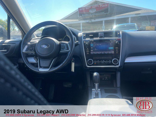 Used 2019 Subaru Legacy 2.5i Premium image 11