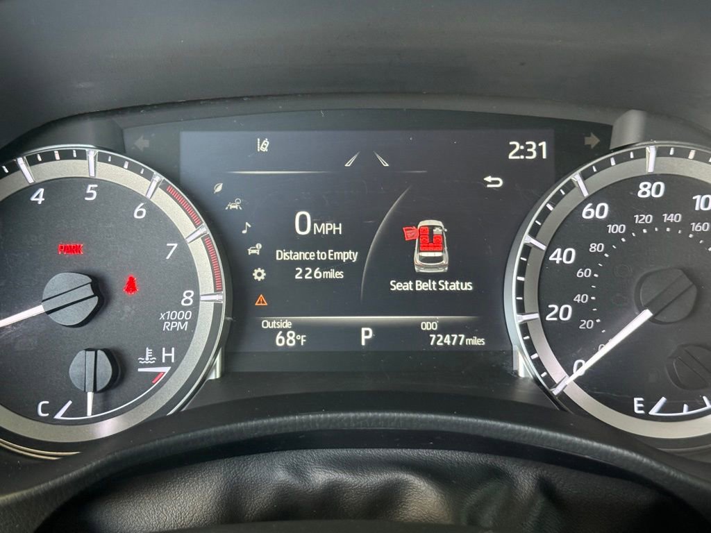 Used 2023 Toyota Highlander XLE image 29