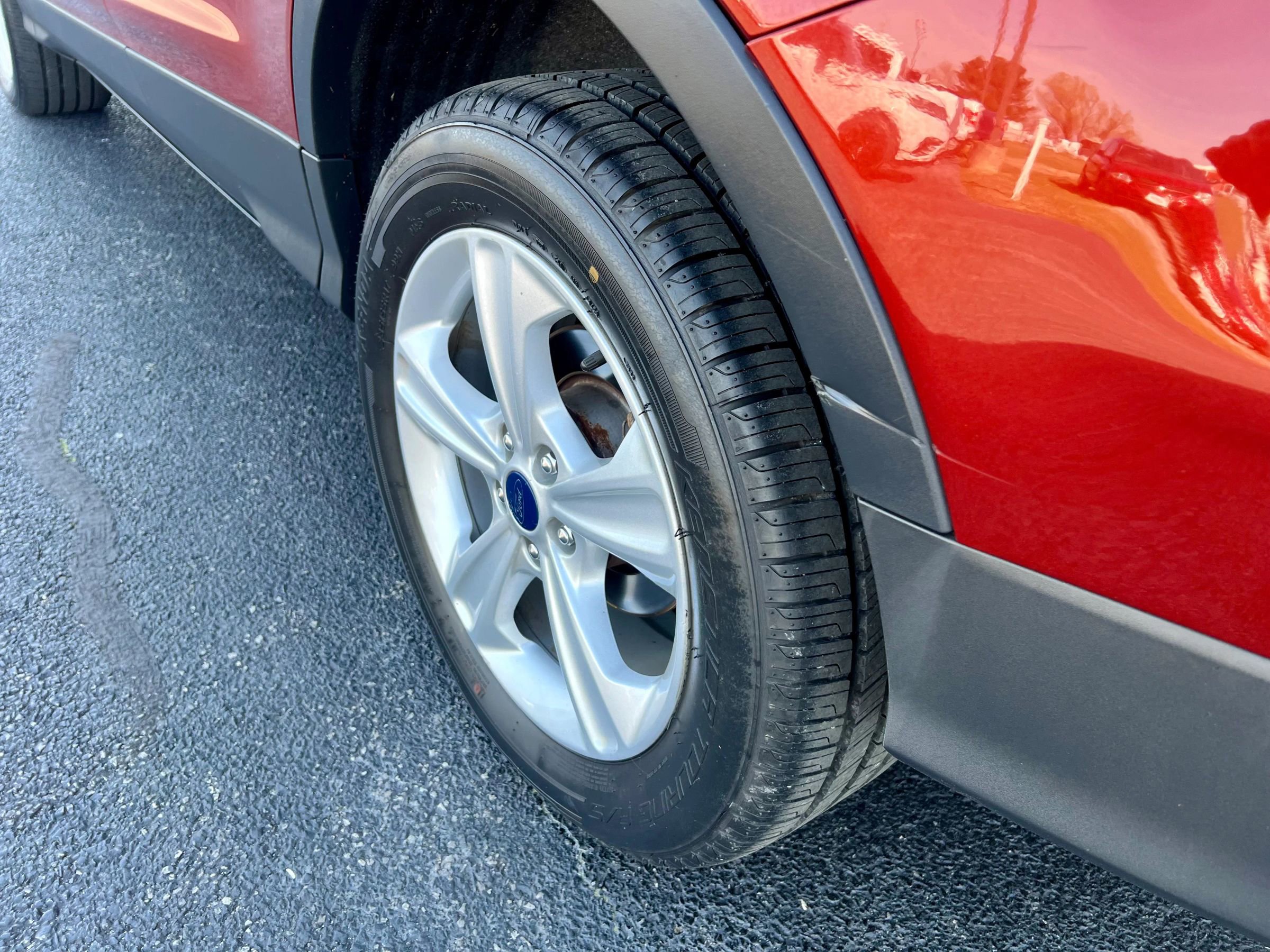 Used 2014 Ford Escape SE image 12