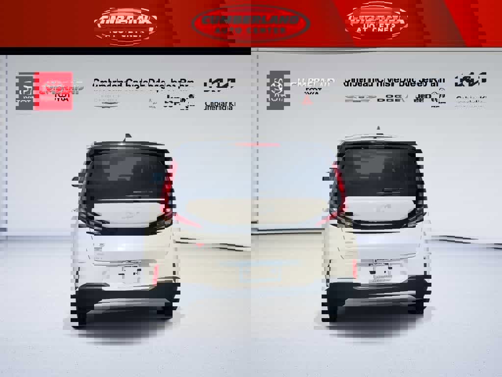 Used 2025 Kia Soul LX w/ LX Technology Package image 7