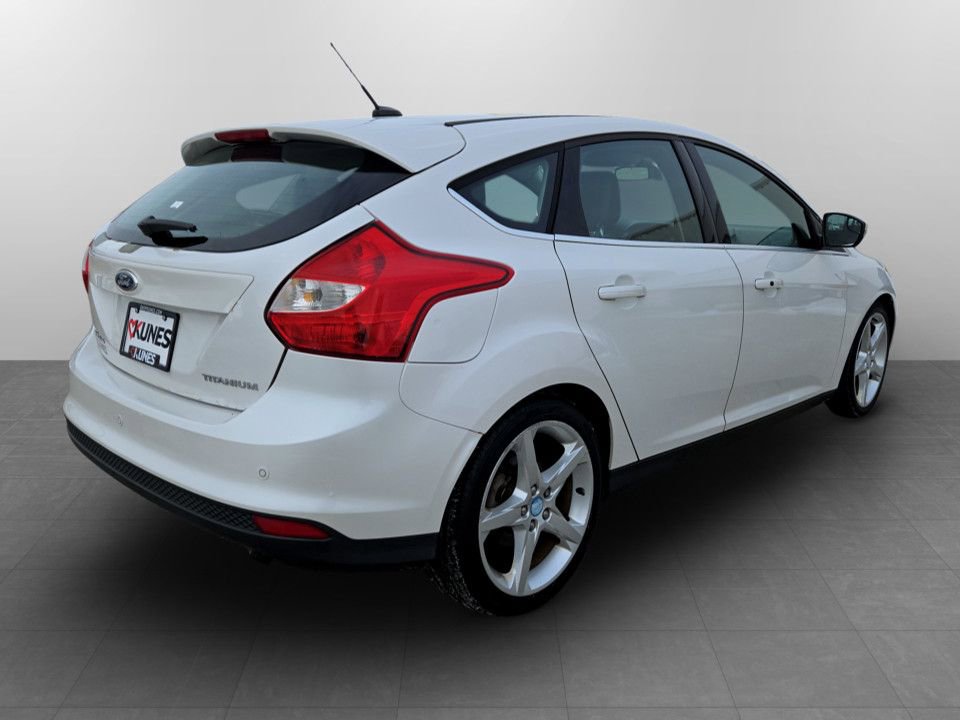 Used 2012 Ford Focus Titanium image 6