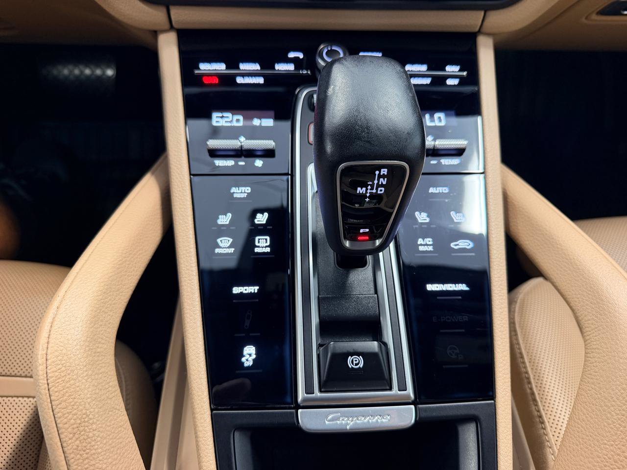 Used 2019 Porsche Cayenne AWD/4WD image 41