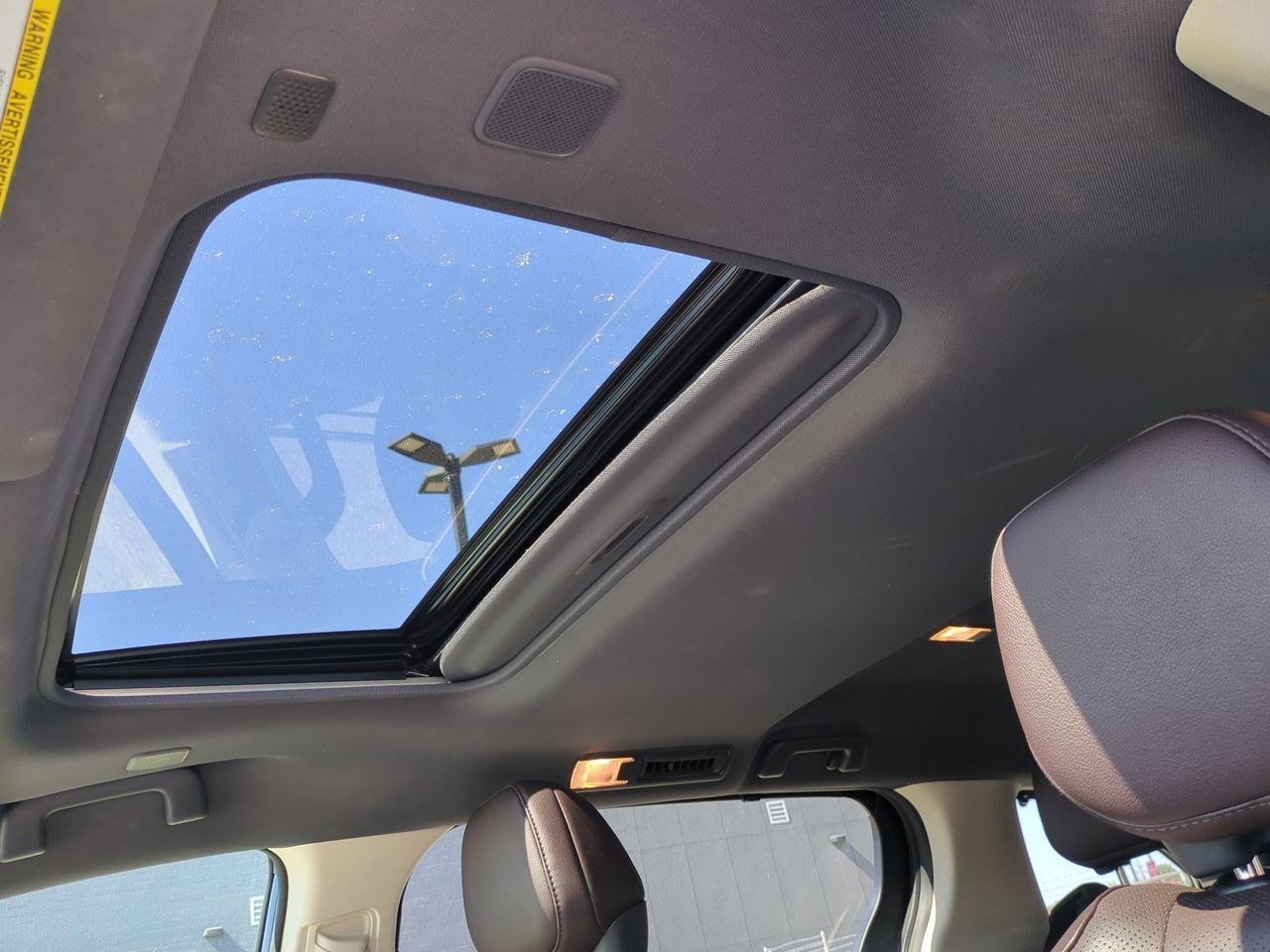 Used 2022 Toyota Sienna Platinum image 19