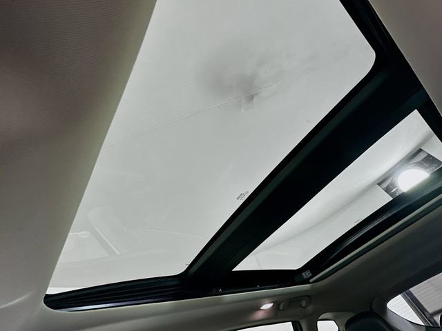 Used 2017 Nissan Murano Platinum w/ Platinum Technology Package image 23