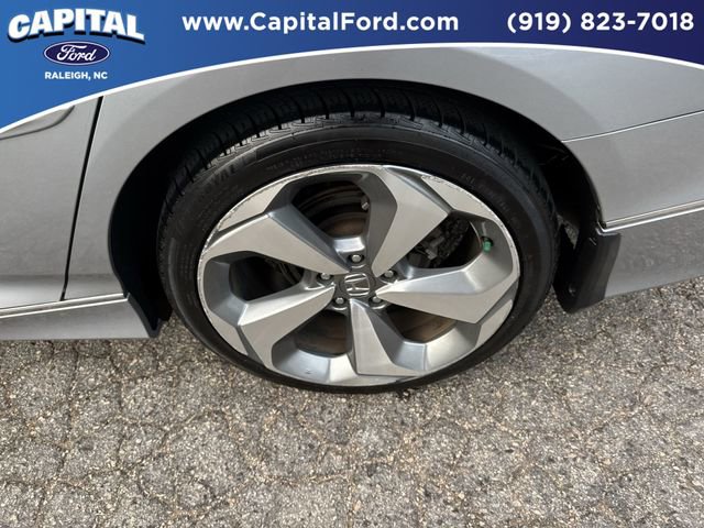 Used 2020 Honda Accord Touring image 13