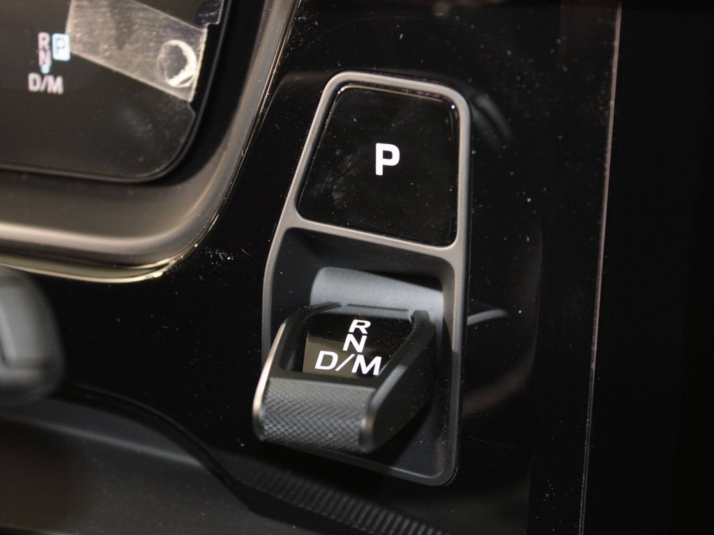 Certified 2026 Porsche Cayenne AWD/4WD image 27