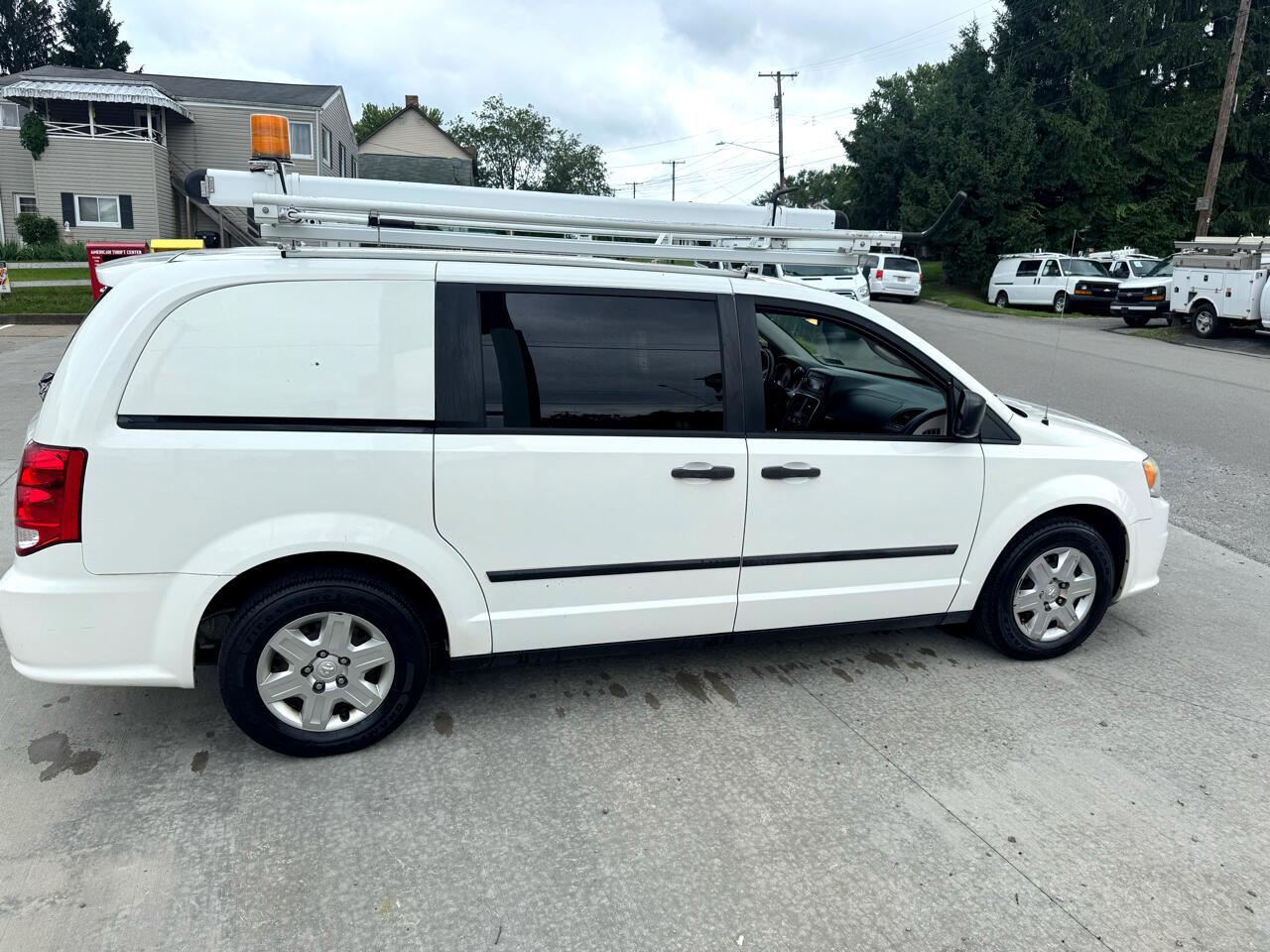 Used 2013 RAM C/V Tradesman image 5