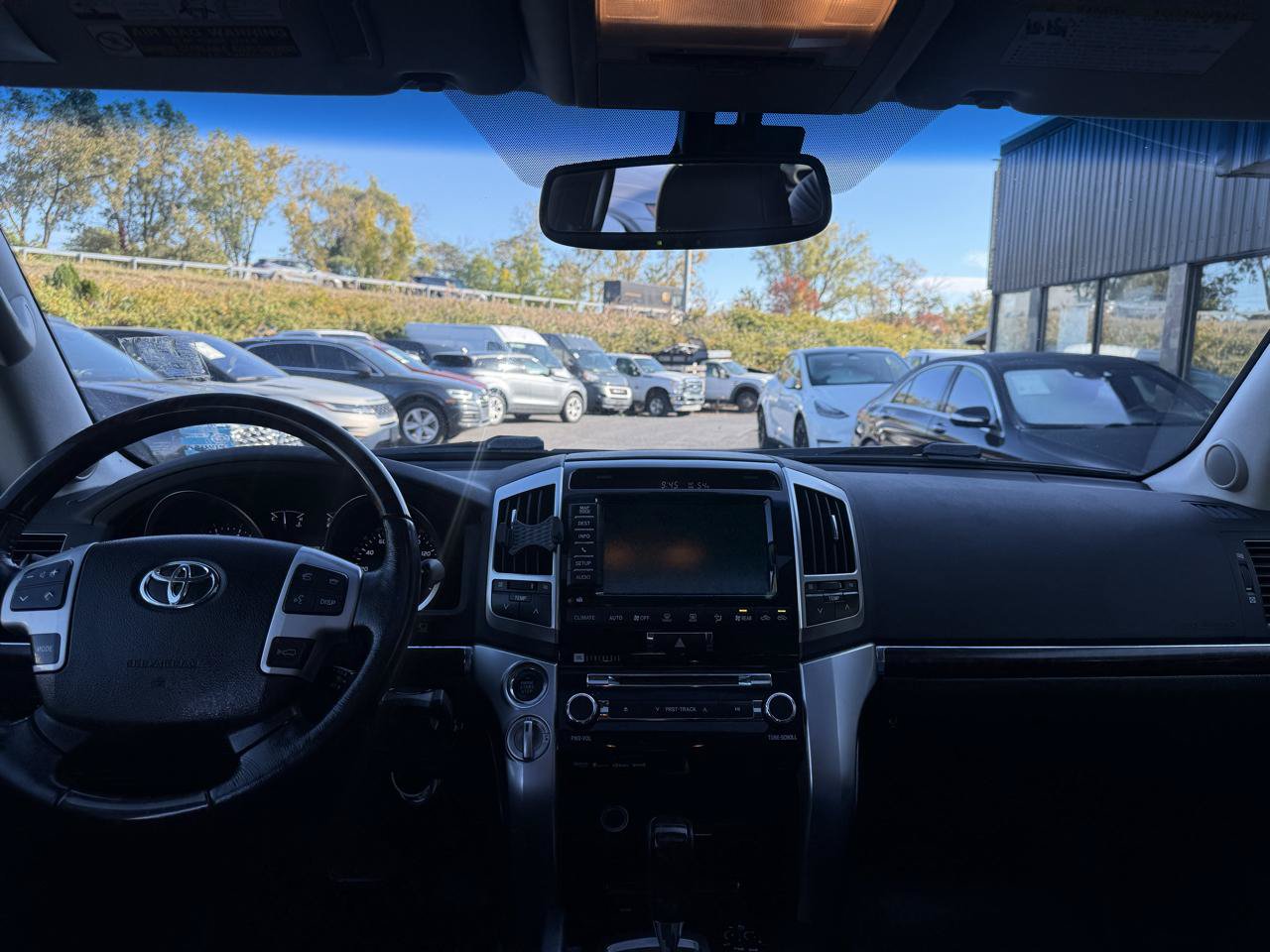 Used 2015 Toyota Land Cruiser AWD/4WD image 30
