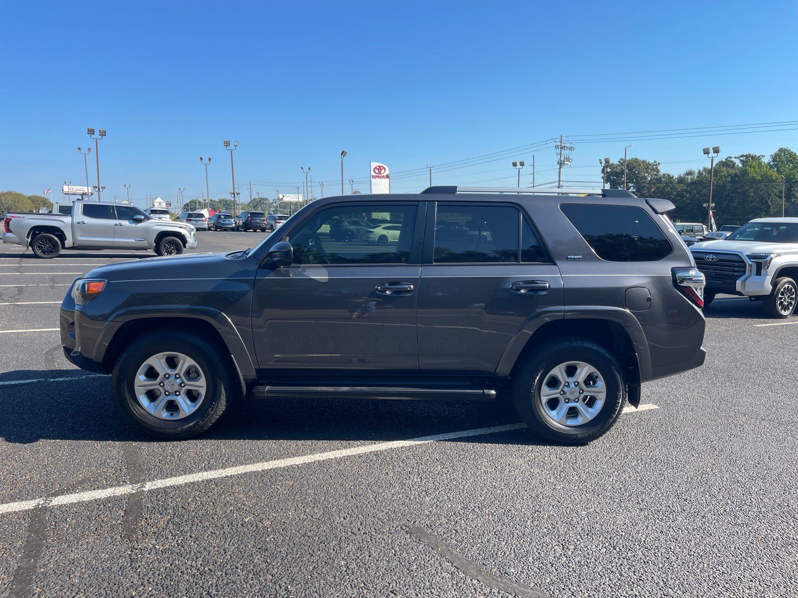 Used 2023 Toyota 4Runner SR5 RWD image 13