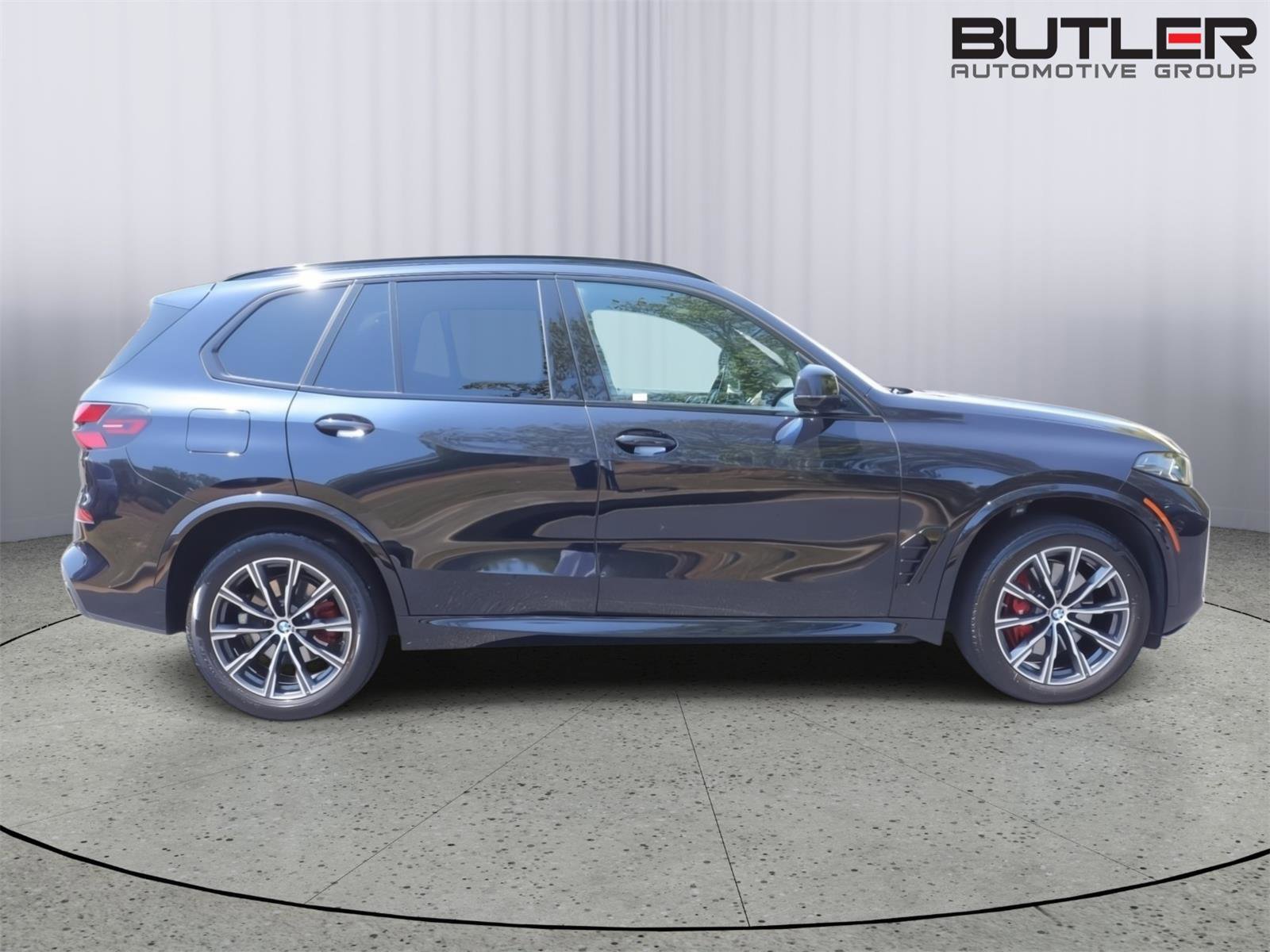 Used 2024 BMW X5 sDrive40i w/ M Sport Package image 8