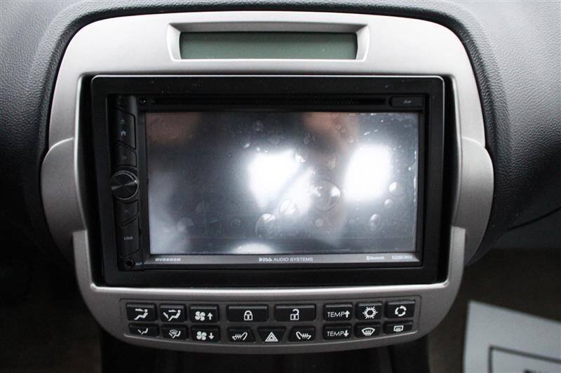 Used 2011 Chevrolet Camaro LT w/ Silver Stripe Package RWD image 16