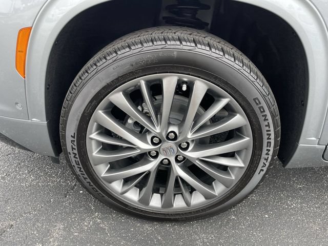 New 2026 Buick Enclave Avenir w/ Super Cruise Package AWD/4WD image 10