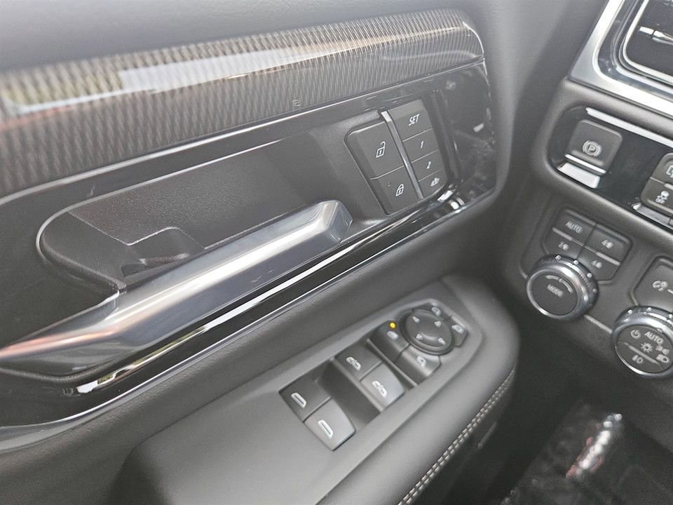 New 2026 GMC Yukon XL Elevation image 26