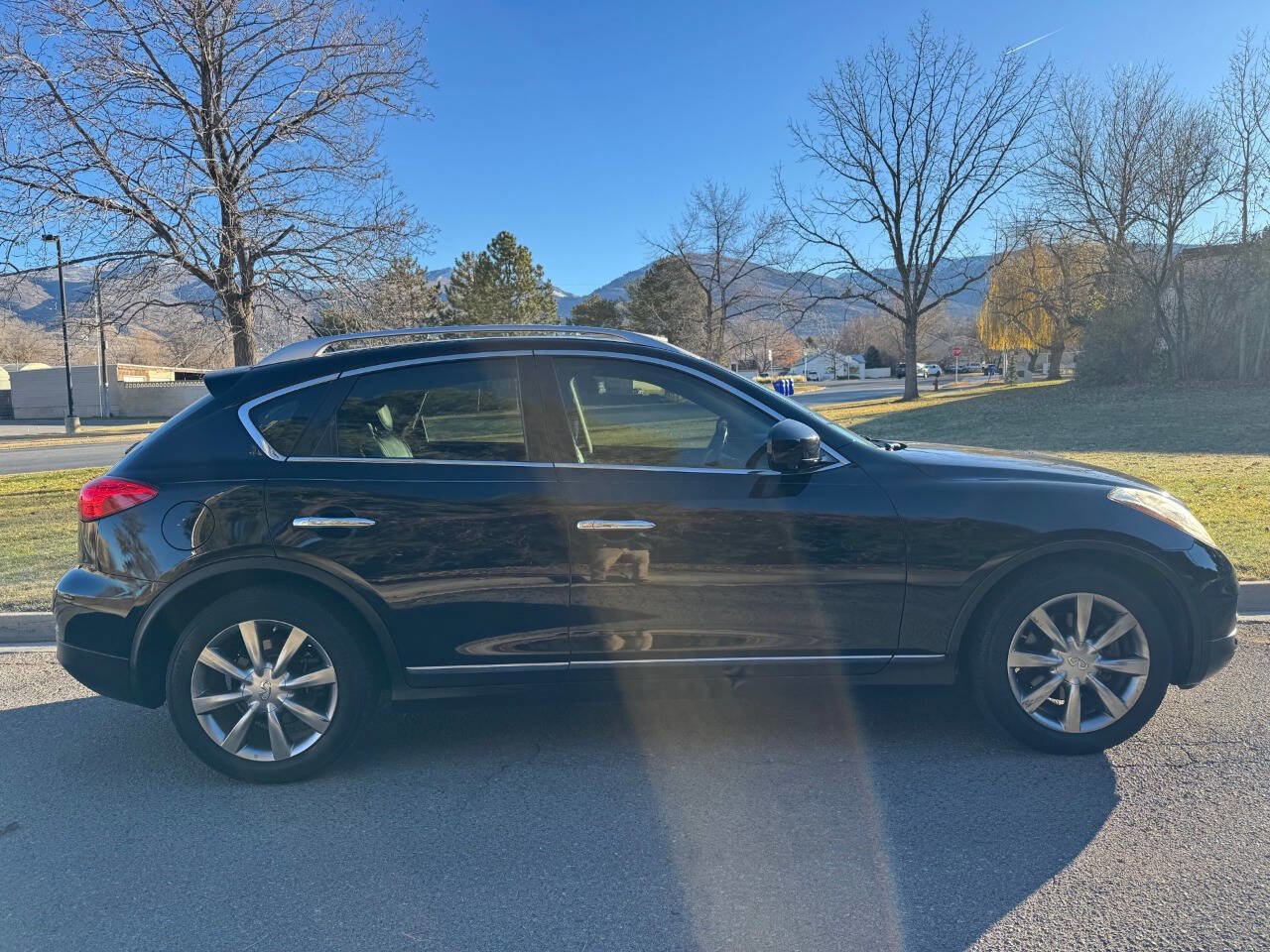 Used 2013 INFINITI EX37 Journey w/ Premium Pkg image 8