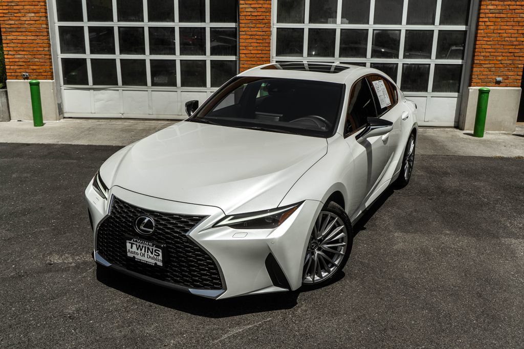 Used 2024 Lexus IS 300 F Sport AWD/4WD image 2