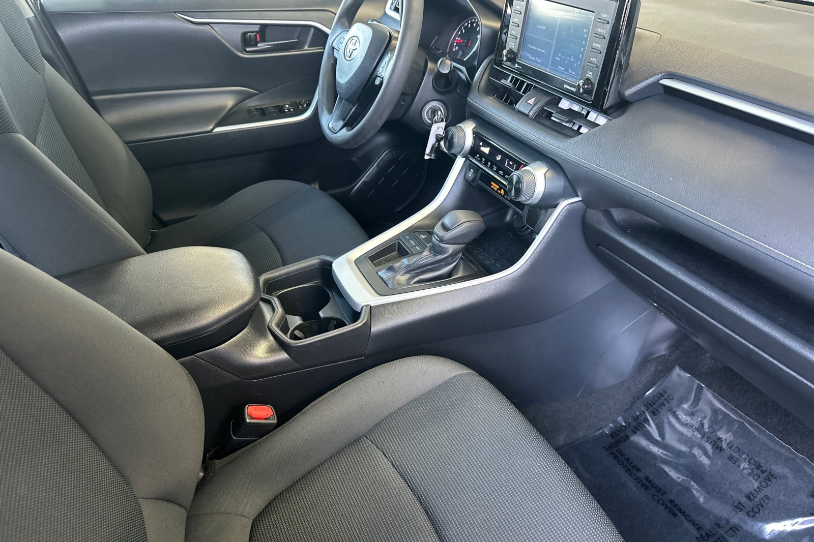 Certified 2021 Toyota RAV4 LE w/ Carpet Mat Package (TMS) FWD image 15