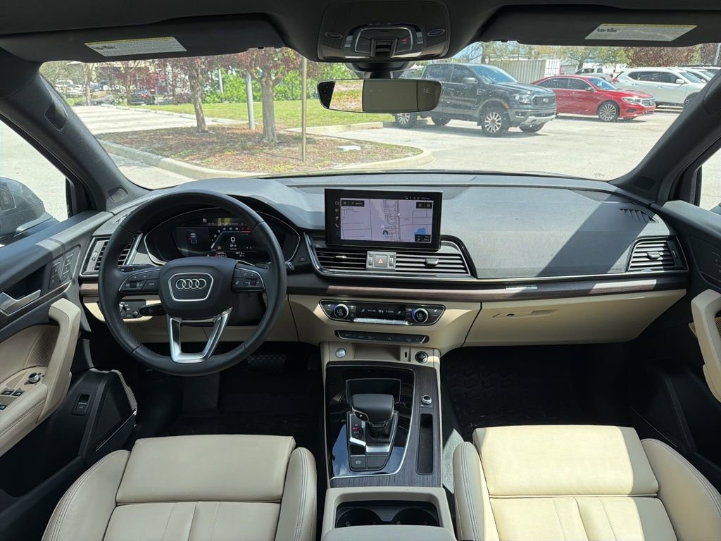 Used 2025 Audi Q5 2.0T Premium Plus w/ Premium Plus Package image 10