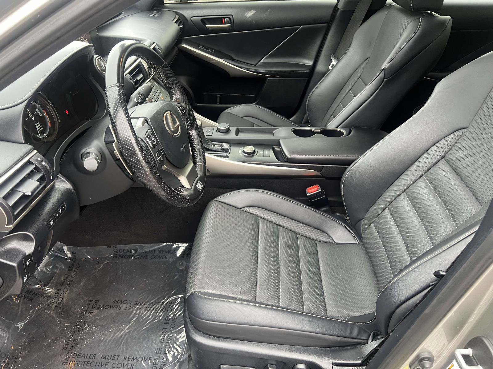 Used 2020 Lexus IS 350 F Sport w/ F Sport Package image 13