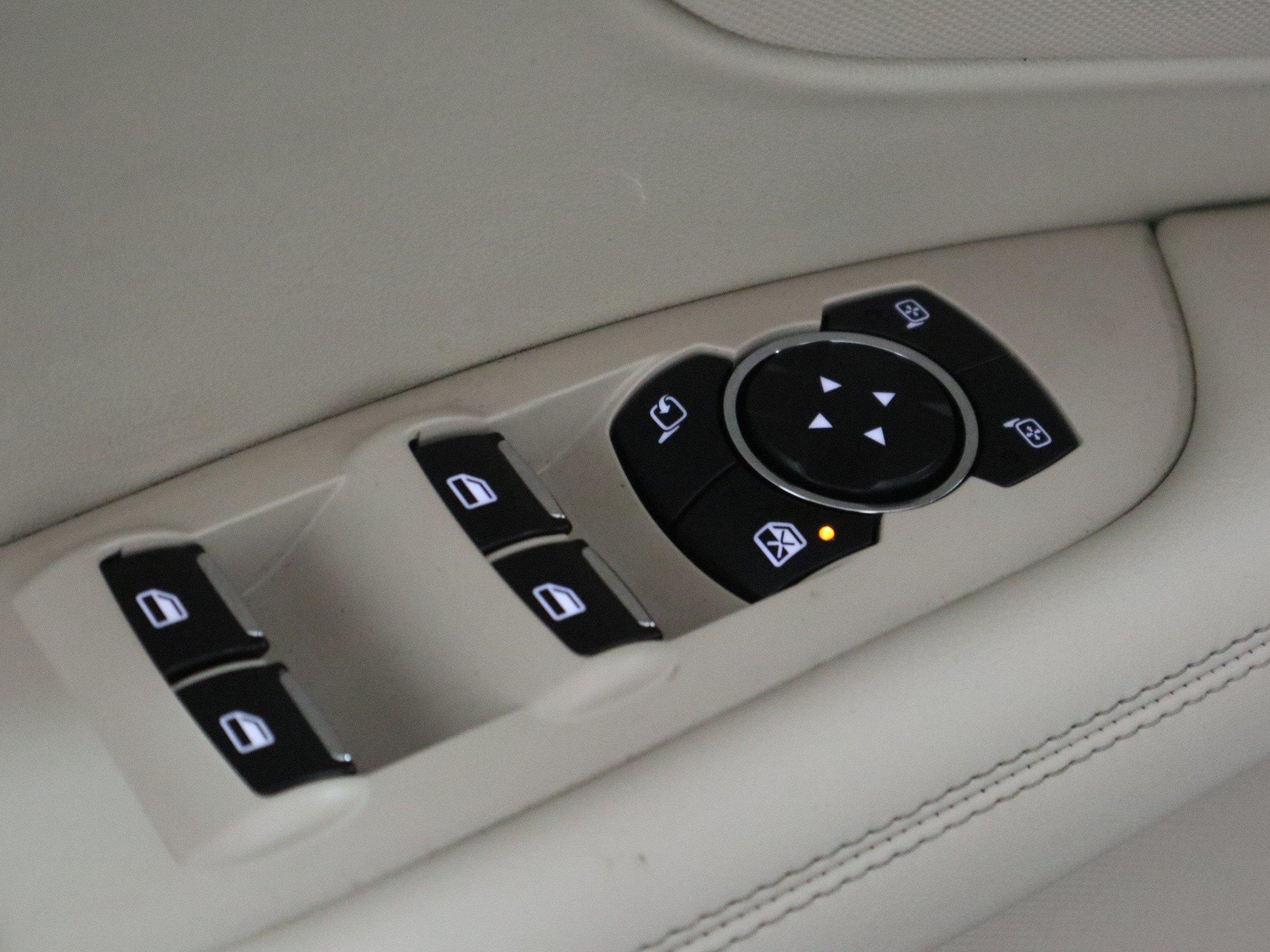 Used 2020 Lincoln MKZ Reserve w/ Elements Package FWD image 34