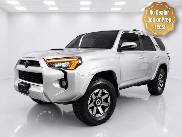 Used 2018 Toyota 4Runner TRD Off-Road Premium AWD/4WD image 3