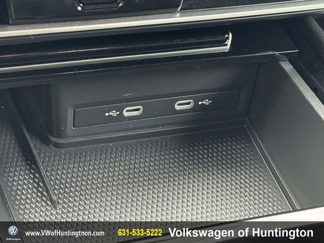 Certified 2025 Volkswagen Atlas SE image 28