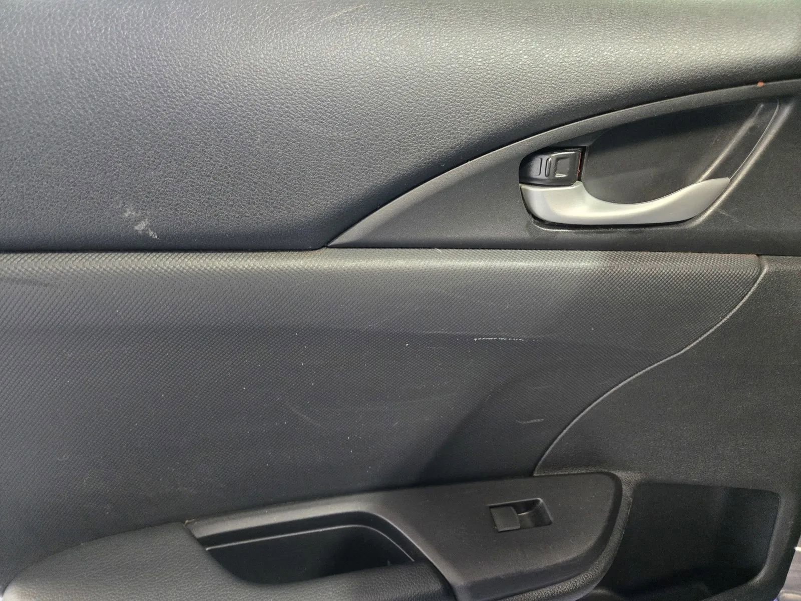 Used 2019 Honda Civic Sport image 11
