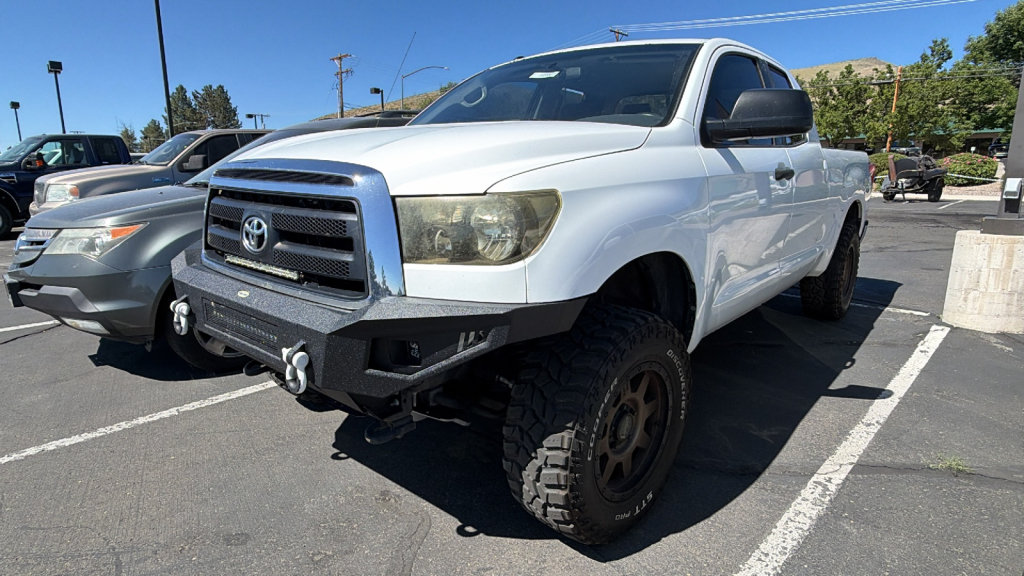 Used 2013 Toyota Tundra 4x4 Double Cab w/ Tow Pkg image 4