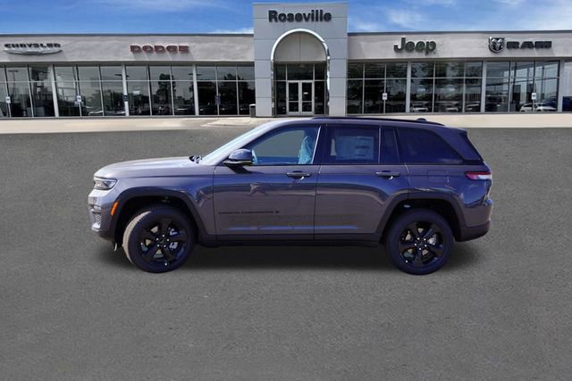 New 2025 Jeep Grand Cherokee Limited w/ Black Appearance Package image 6