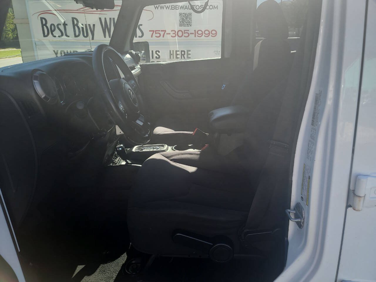 Used 2013 Jeep Wrangler Unlimited Sport AWD/4WD image 12