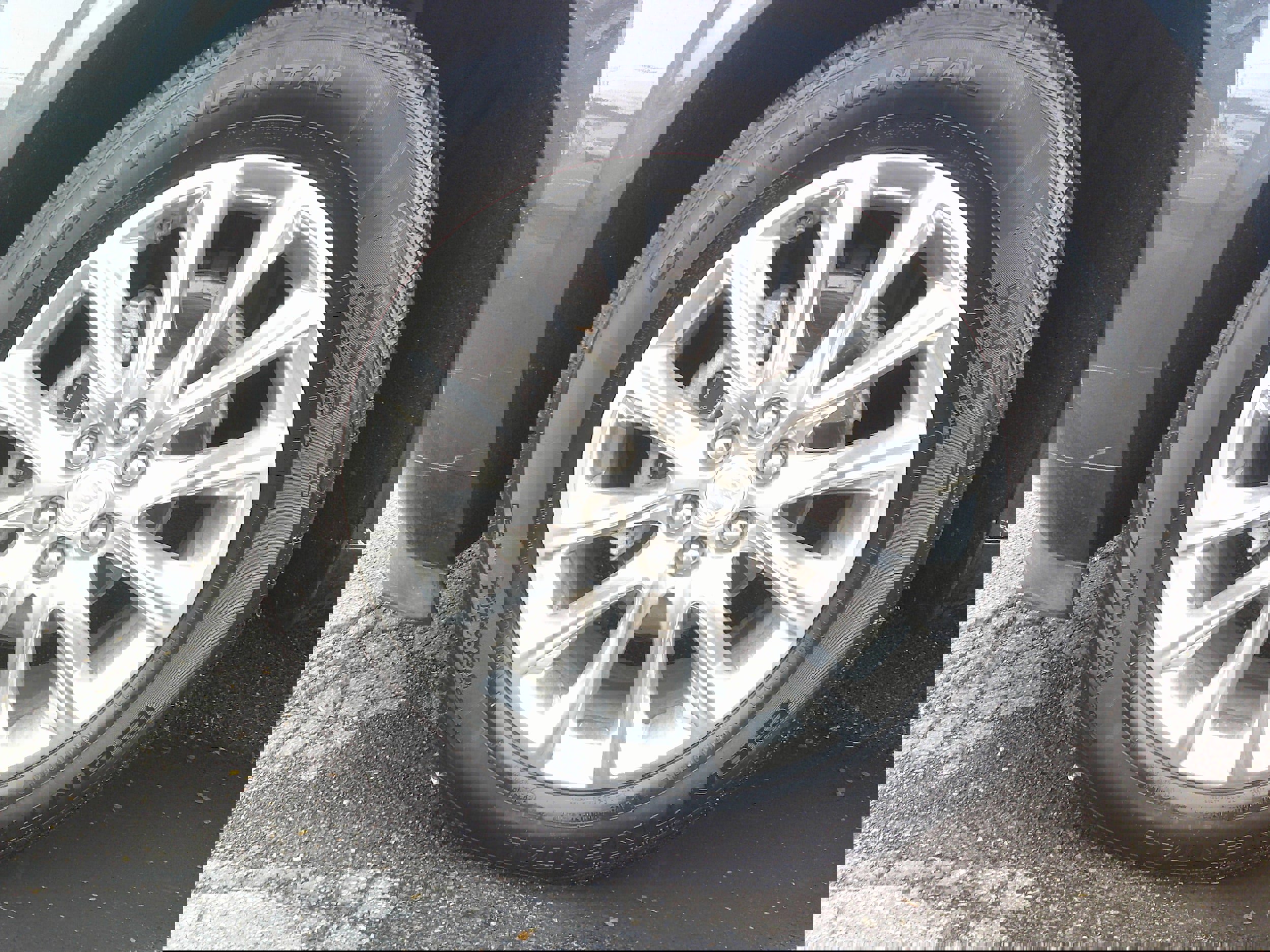 Used 2021 Buick Enclave Essence w/ Sound and Sites Package image 13