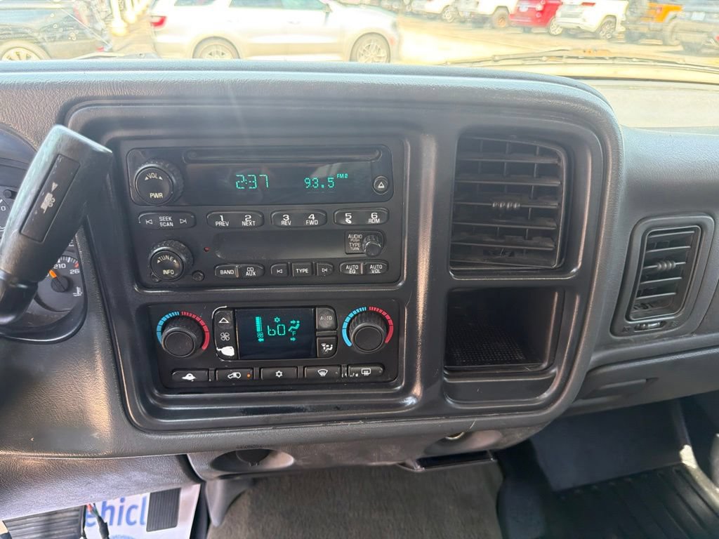 Used 2007 GMC Sierra 2500 SLE w/ Skid Plate Package AWD/4WD image 23