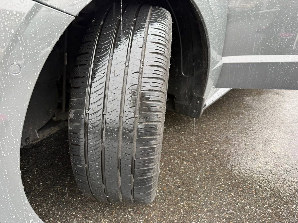 Used 2022 Hyundai Sonata Limited w/ Winter Weather Package image 30