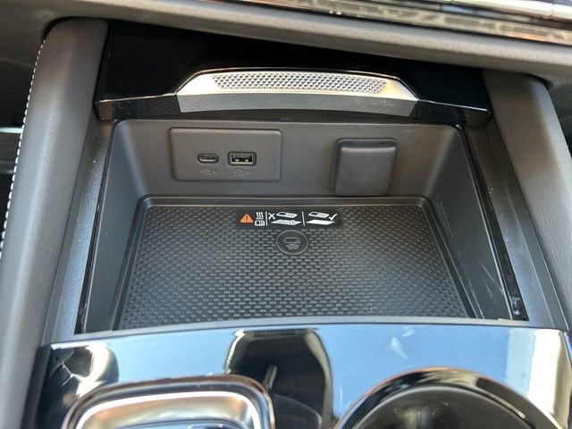 New 2025 Buick Envision Sport Touring image 27